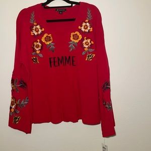 🆕Sweater with flower embroidery